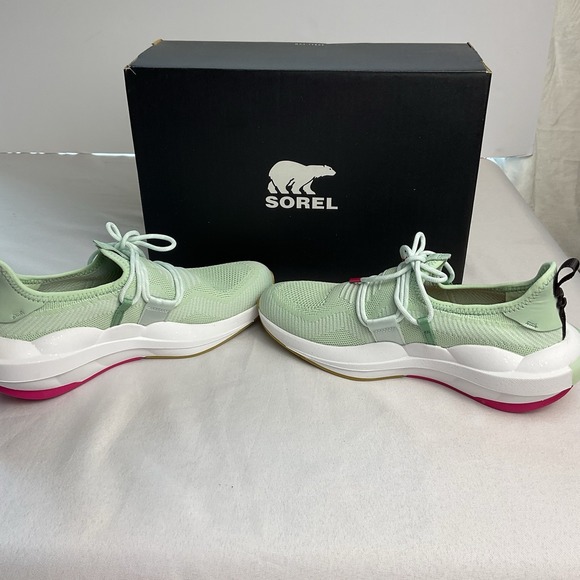 Women's NWT SOREL Women's Explorer™ Defy Low Sneaker Sea Sprite Green White $149 - Picture 7 of 13